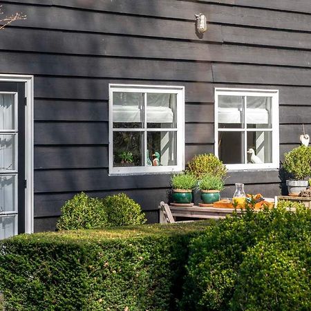 D'Ouwe Stal Bed & Breakfast Axel Bagian luar foto